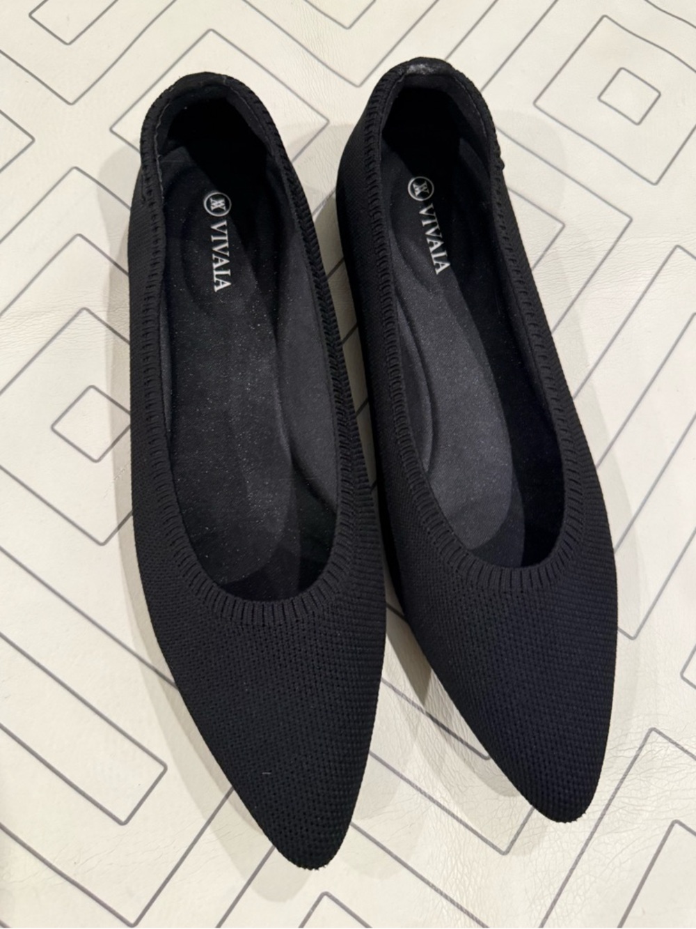 Vivaia Pointed Toe Black Flats - Picture 3 of 13